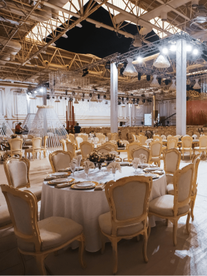 Rudanta Construction Modern banquet design